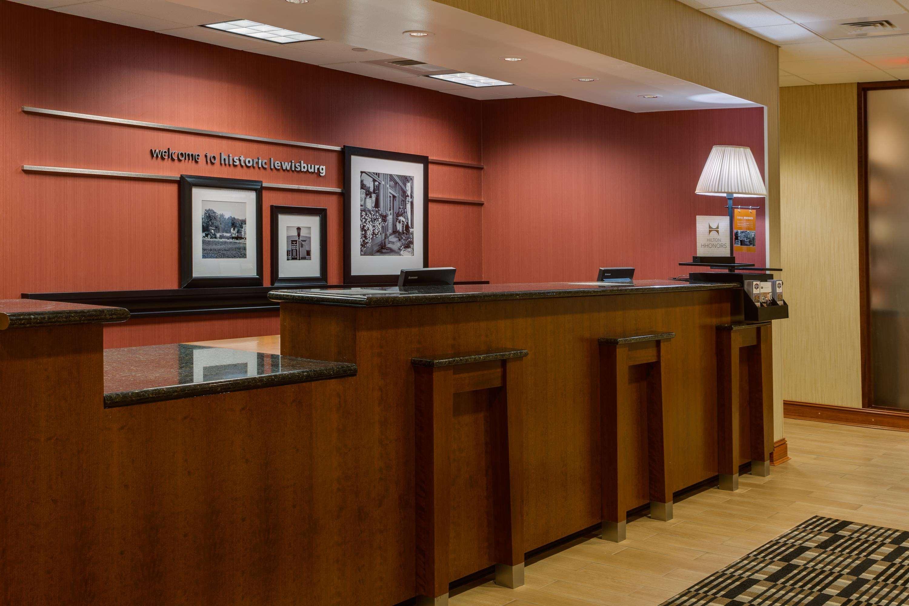 Hampton Inn Lewisburg Kültér fotó