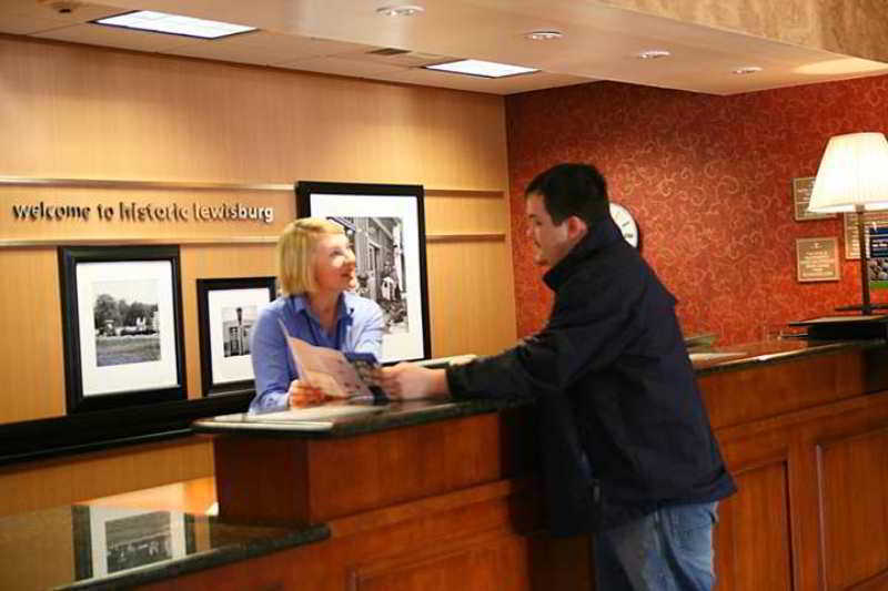 Hampton Inn Lewisburg Beltér fotó